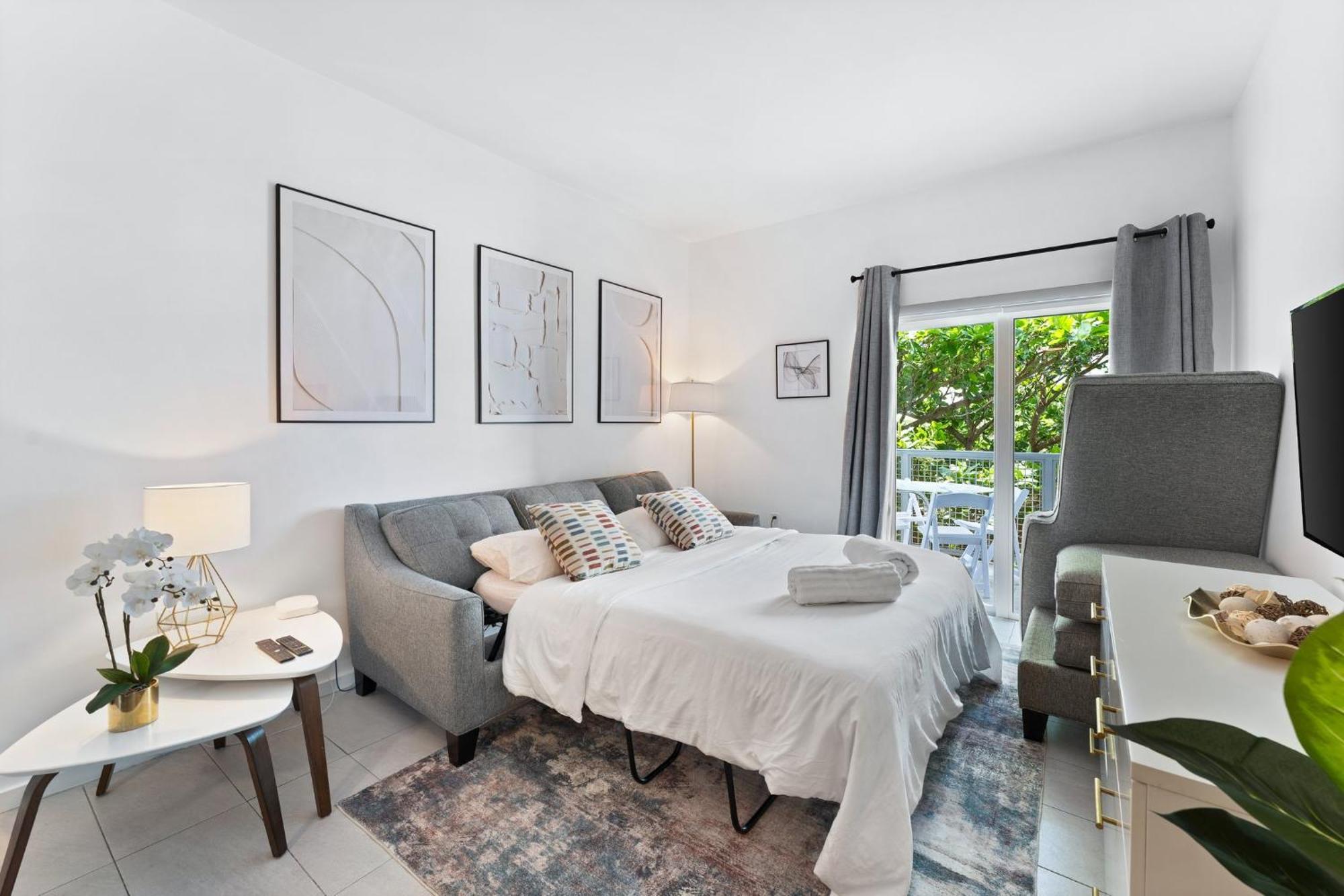 Modern In Edgewater Appartamento